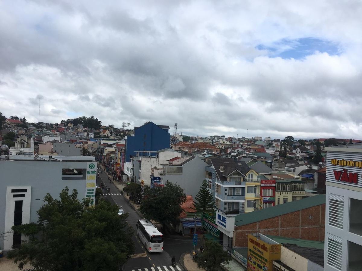 Ivy Hotel Dalat Luaran gambar